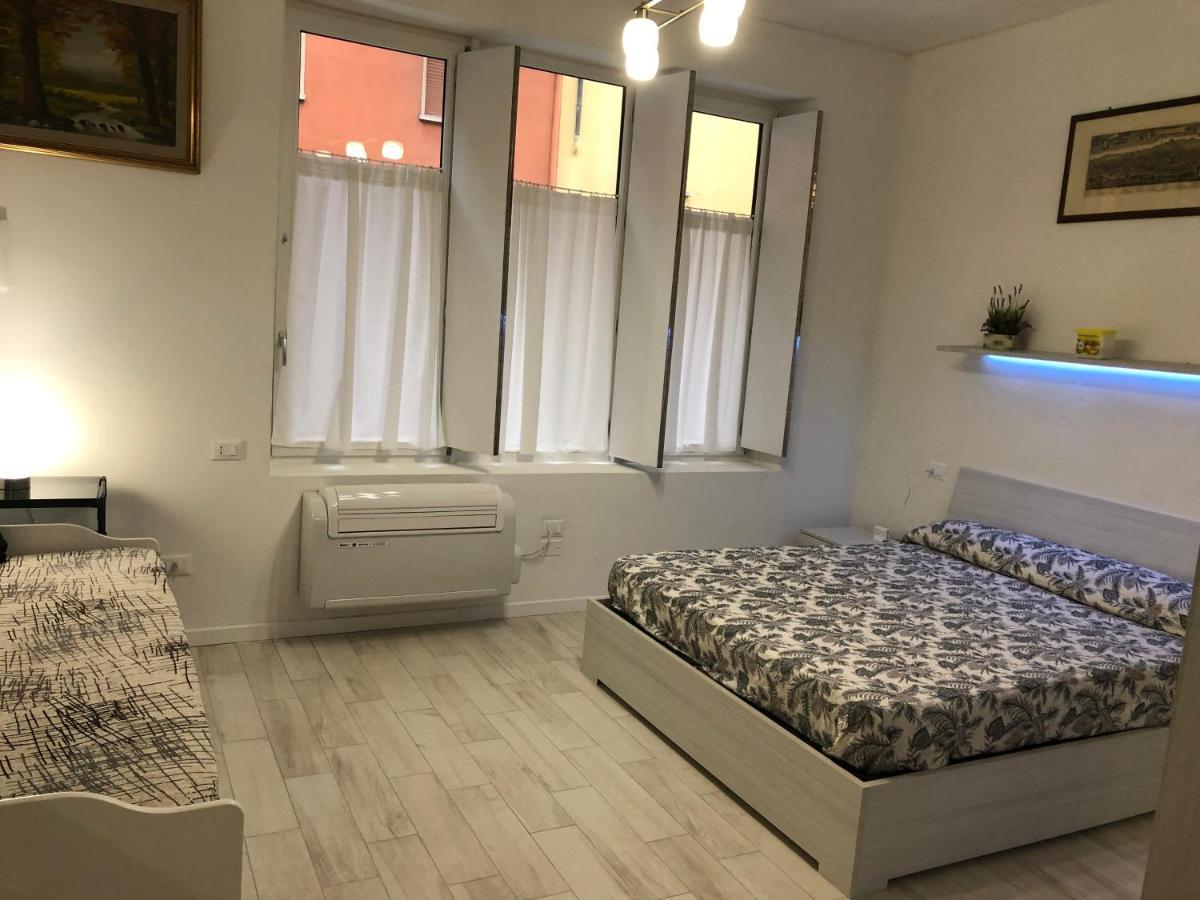Appartamento House Apartment Tabe Centro بولونيا المظهر الخارجي الصورة