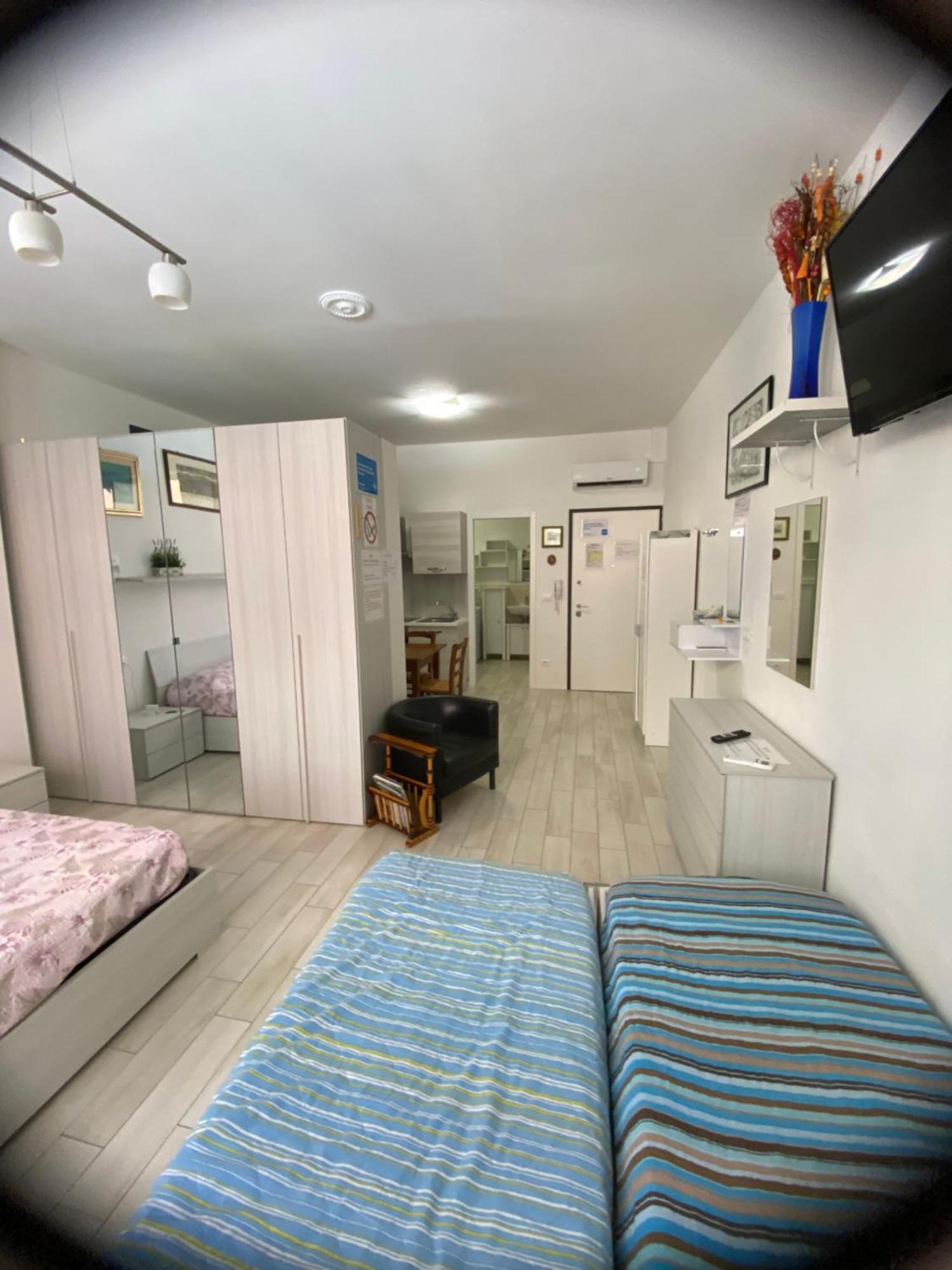 Appartamento House Apartment Tabe Centro بولونيا المظهر الخارجي الصورة