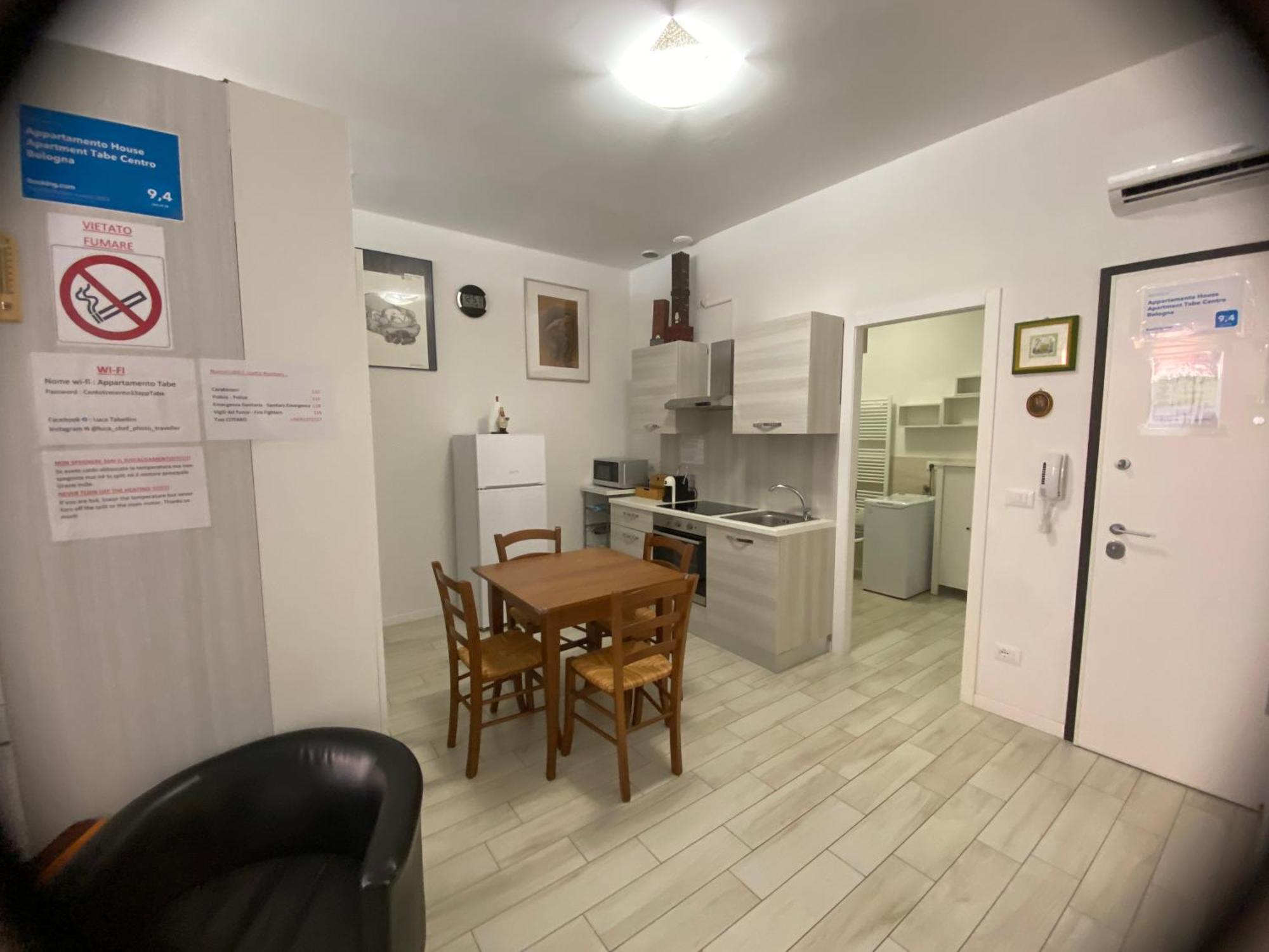 Appartamento House Apartment Tabe Centro بولونيا المظهر الخارجي الصورة